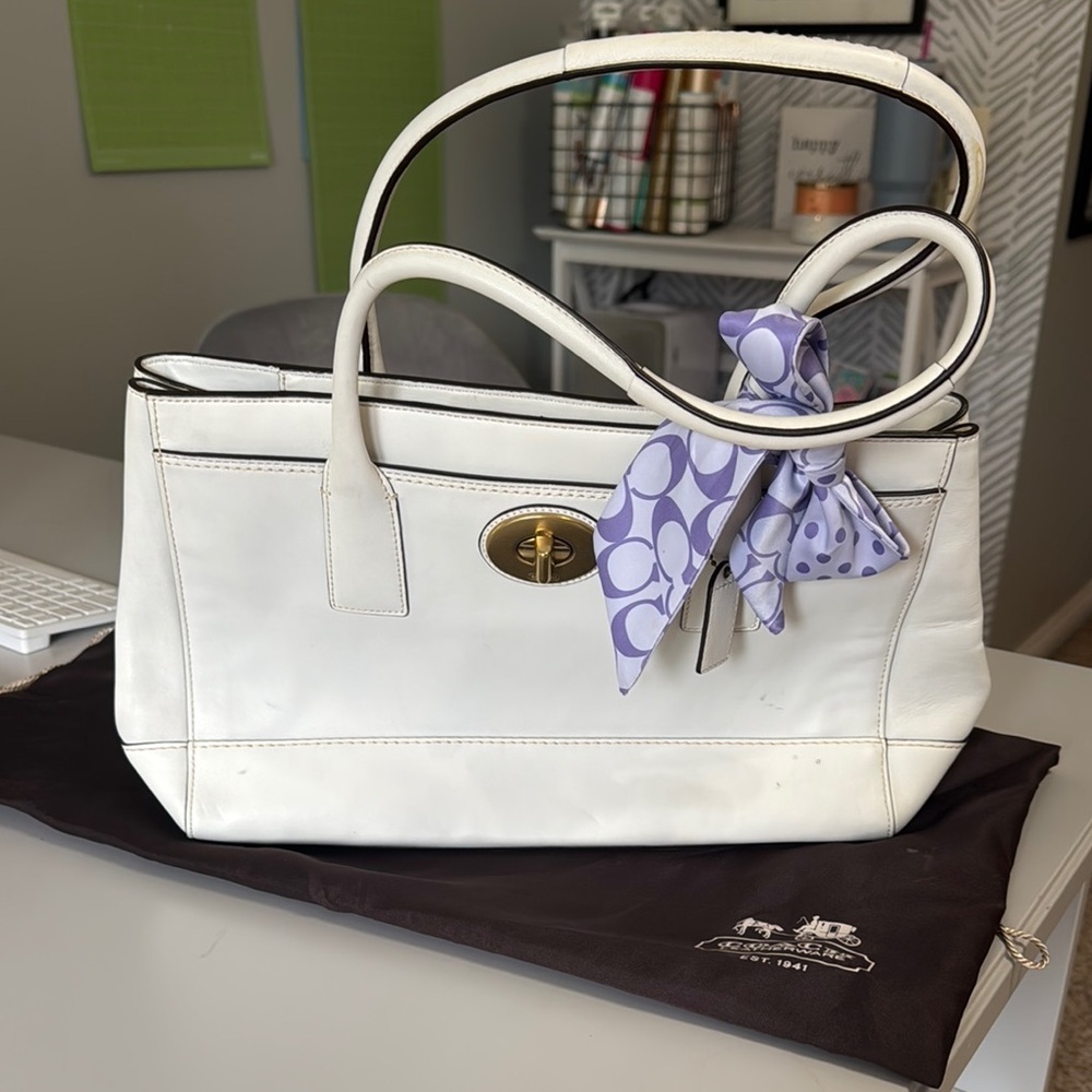 Coach White Leather Purse with Gold Accents, Purple Interior Tote